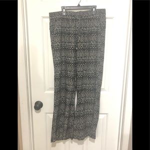 Old navy flowy draw string pants